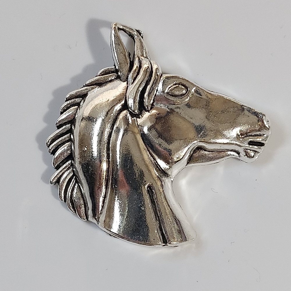 Silver Horse Necklace Pendant - Oversized Womens Fashion